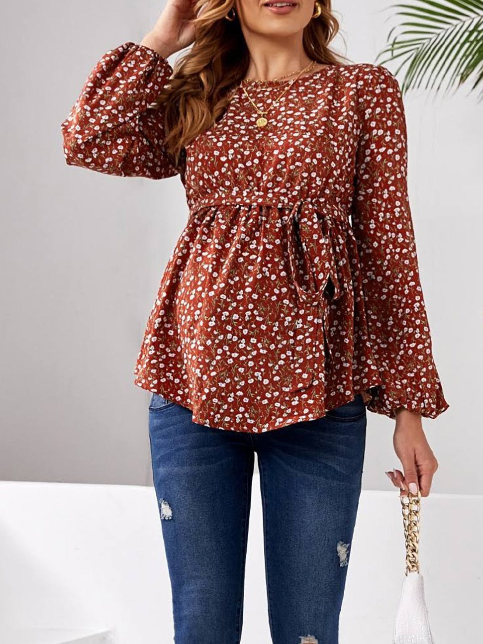 Pregnant women's shirt, floral print