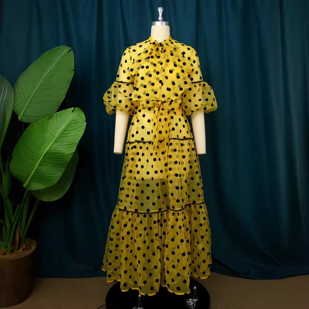 Quiet ladylike light yellow long dress