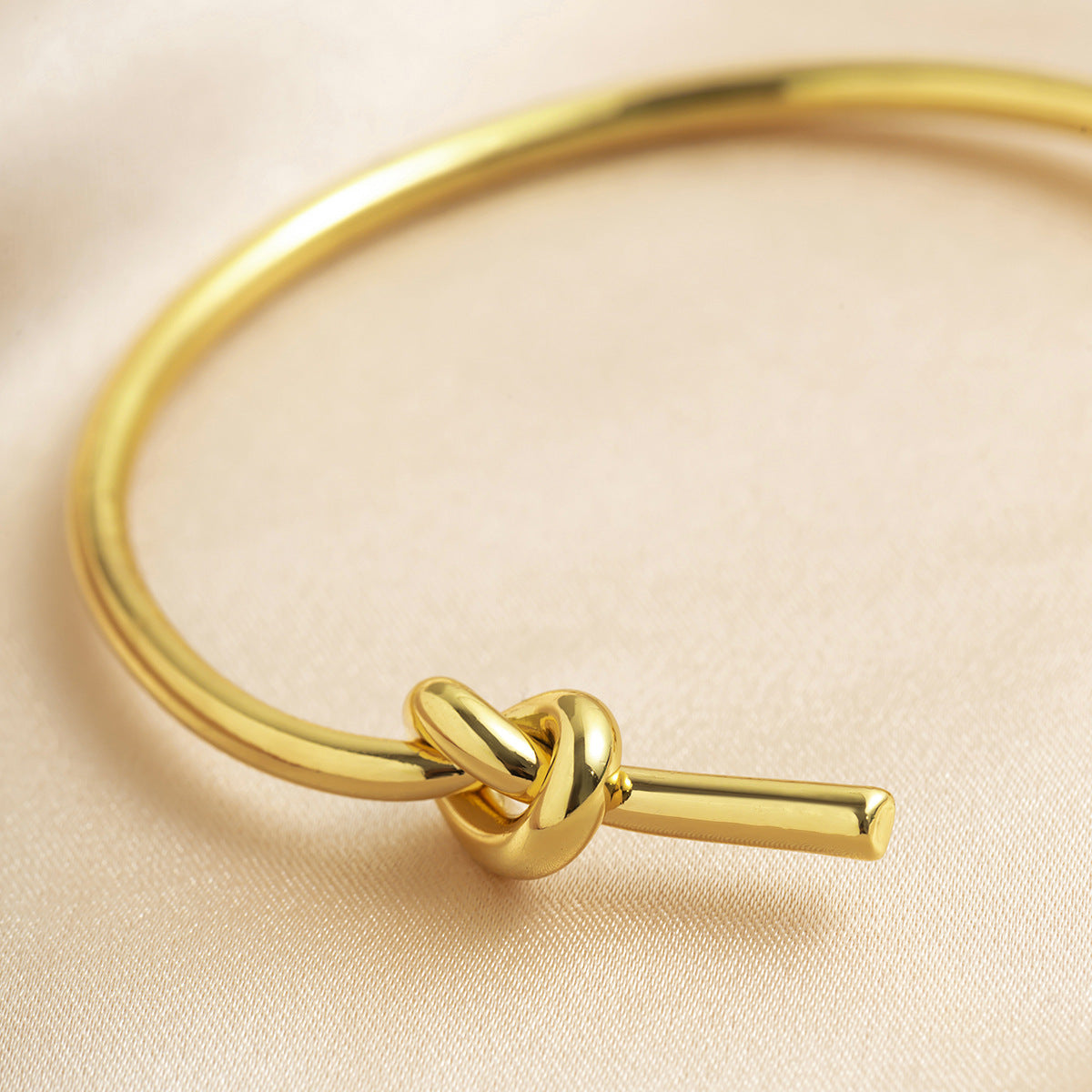 Simple Style Solid Color Metal Iron Bangles