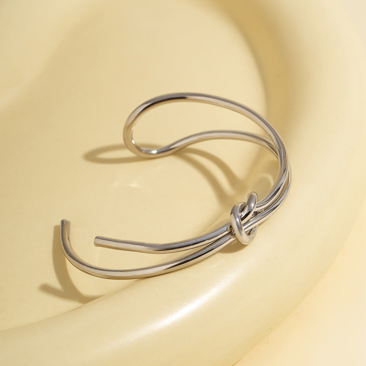 Simple Style Solid Color Metal Iron Bangles