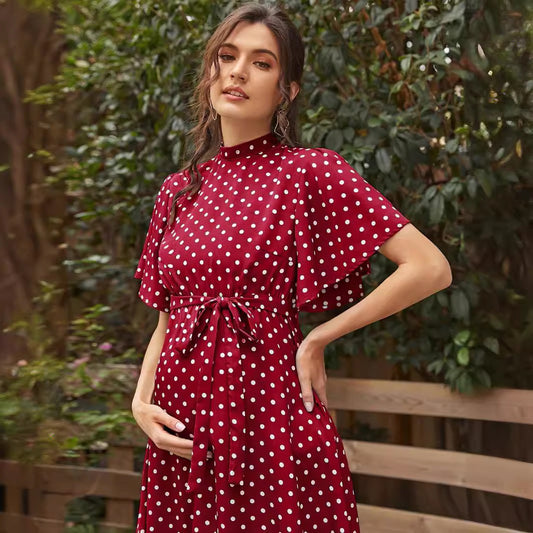 Maternity dress with straps