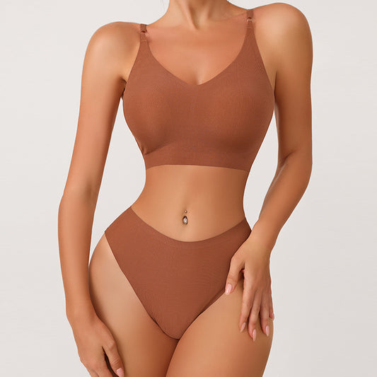 Big Breasts Showing Small Sports Thread Bra Set