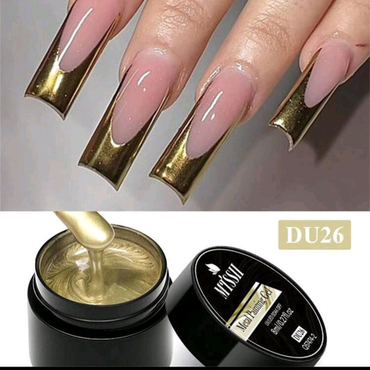 Esmaltes de uñas con pintura metálica efecto espejo